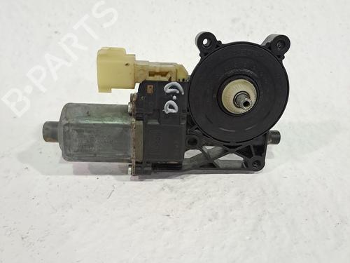 Right front window motor FORD KUGA II (DM2) 2.0 TDCi 4x4 0130822733