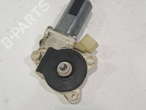 Used Left front window motor MERCEDES-BENZ CLK (C209) CLK 220 CDI (209.308) (150 hp) 25834280