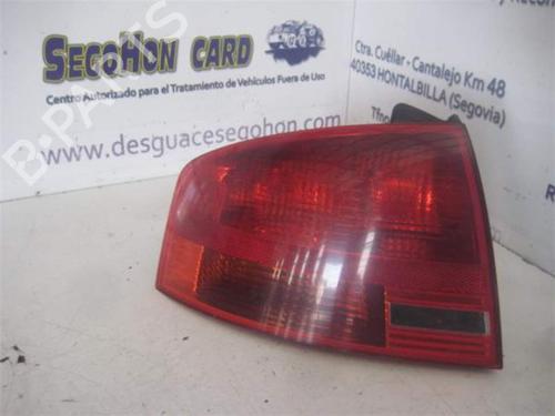 Venstre baglygte AUDI A4 B7 (8EC) 2.0 TDI 16V (140 hp) 25988742
