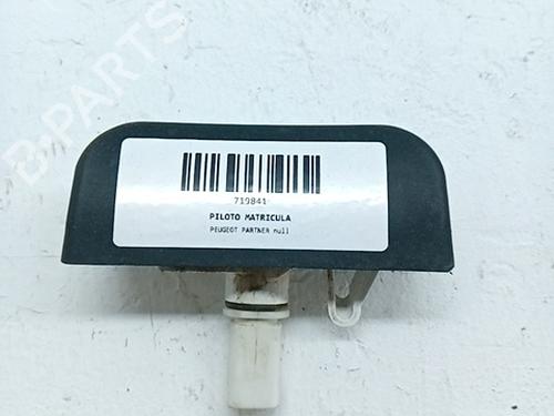 Licence plate light PEUGEOT PARTNER Box Body/MPV (K9) 1.5 BlueHDi 100 | BP29556175I40 
