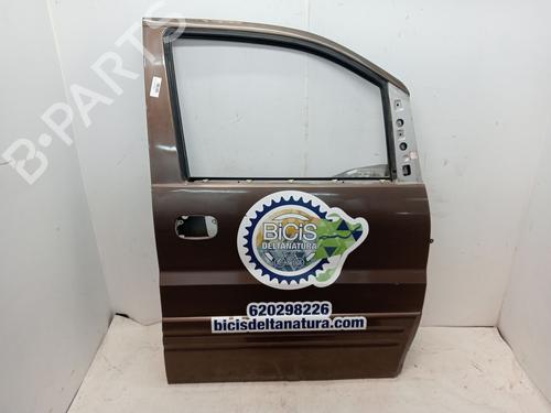 Used Right front door HYUNDAI H-1 / STAREX Bus (A1) 2.5 TCi (99 hp) 23357412