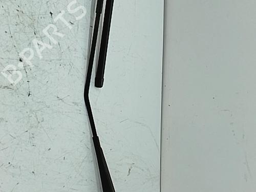 front-windshield-wiper-arm-alfa-romeo-giulietta-940_-2010-2011-2012-2013-2014-2015-2016-2017-2018-2019-2020-33763998 main image