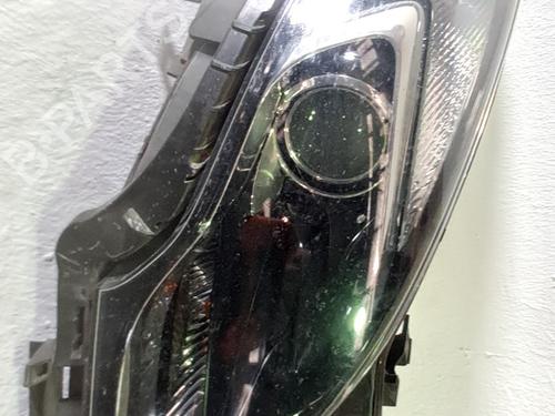 Used Right headlight Right headlight OPEL ZAFIRA TOURER C (P12) 1.6 CDTI (75) (136 hp) 33765468 33765468