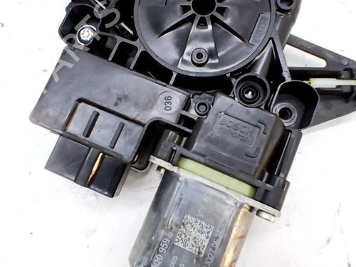 right-rear-window-motor-skoda-octavia-iii-combi-5e5-5e6-2012-2013-2014-2015-2016-2017-2018-2019-2020-34708009 main image