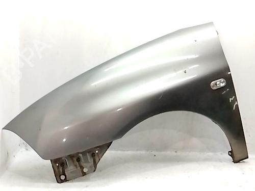 Guarda-lamas esquerdo Guarda-lamas esquerdo SEAT IBIZA III (6L1) 1.9 TDI (100 hp) 39556415 39556415