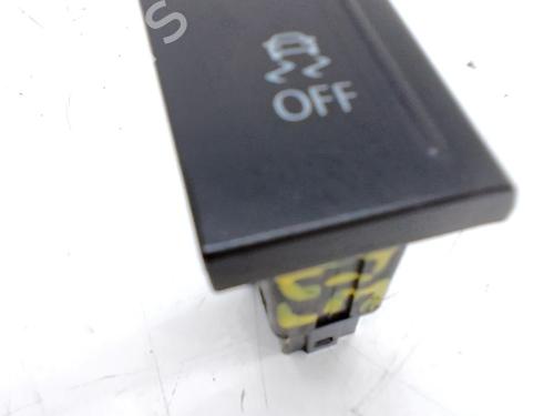 Used Switch Switch VW AMAROK (2HA, 2HB, S1B, S6B, S7A, S7B, AGD) 2.0 BiTDI (163 hp) 33815692 33815692