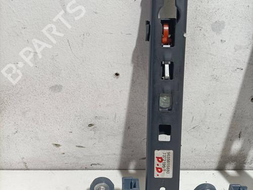 Sikkerhedssele foran højre PEUGEOT 308 I (4A_, 4C_) 1.6 HDi (109 hp) 25465257