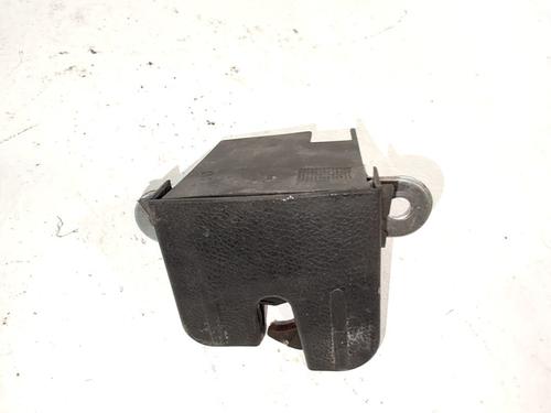 Bagklap lås Bagklap lås VW GOLF V (1K1) 1.9 TDI (105 hp) 33769101 33769101