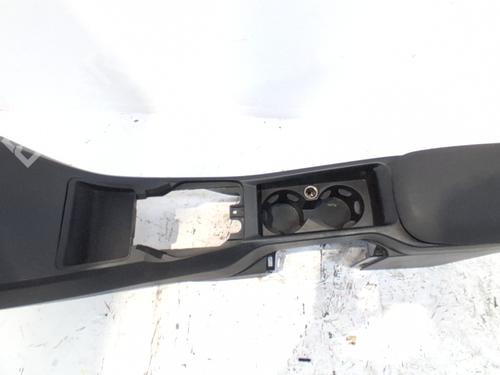 Midtkonsoll Midtkonsoll VOLVO V40 Cross Country (526) D2 (114 hp) 36257943 36257943