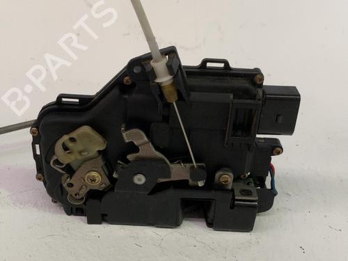 front-left-lock-audi-a4-b6-avant-8e5-2000-2001-2002-2003-2004-2005-37224372 main image