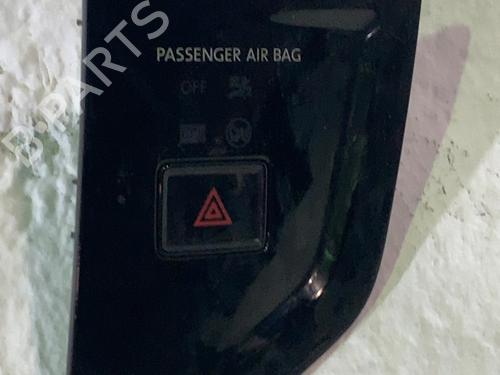 Advarselskontakt Advarselskontakt VW POLO VI (AW1, BZ1, AE1) 2.0 GTI (200 hp) 33764883 33764883