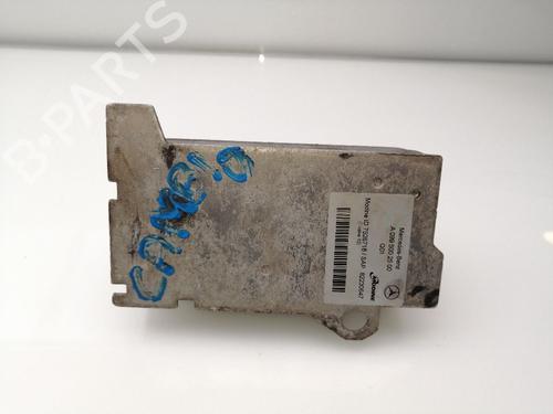 Used Oil radiator MERCEDES-BENZ C-CLASS T-Model (S205) C 220 BlueTEC / d (205.204) (170 hp) 23420136