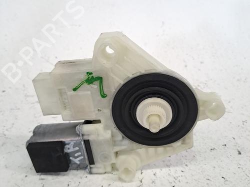 Used Right rear window motor VW PASSAT B8 (3G2, CB2) 1.4 TSI (150 hp) 28108688