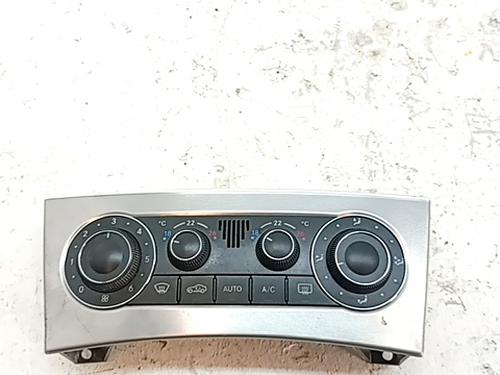 AC-Styringsenhed/Manøvreenhed MERCEDES-BENZ C-CLASS Coupe (CL203) C 180 Kompressor (203.746) (143 hp) 31035457