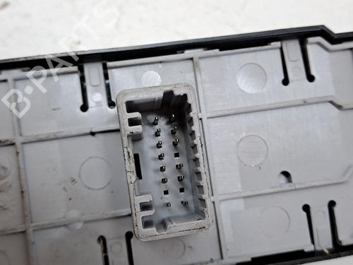 Left front window switch RENAULT MEGANE III Grandtour (KZ0/1) 1.9 dCi (KZ0J, KZ0N, KZ1S) | BP27668571I27 