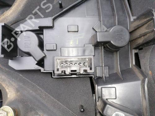 Højre baglygte TOYOTA COROLLA (_E12_) 2.0 D-4D (CDE120R, CDE120L_) (110 hp) 23941055