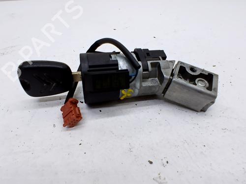ignition-barrel-citroen-jumpy-ii-van-2007-2008-2009-2010-2011-2012-2013-2014-2015-2016-38416799 main image