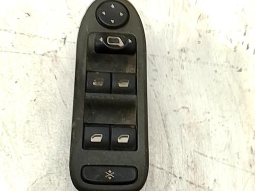 Used Left front window switch Left front window switch CITROËN C5 I (DC_) 2.0 HDi (DCRHZB, DCRHZE) (109 hp) 34496714 34496714