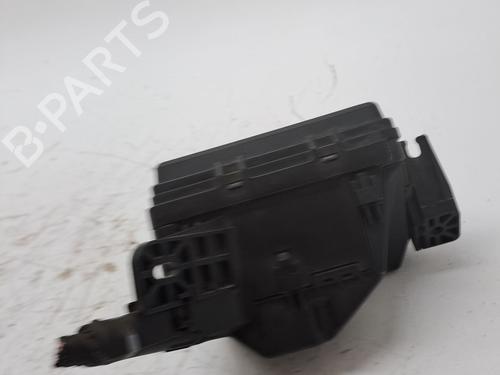 Fuse box TOYOTA YARIS (_P13_) 1.0 (KSP130_, KSP130) | BP23375587E1 
