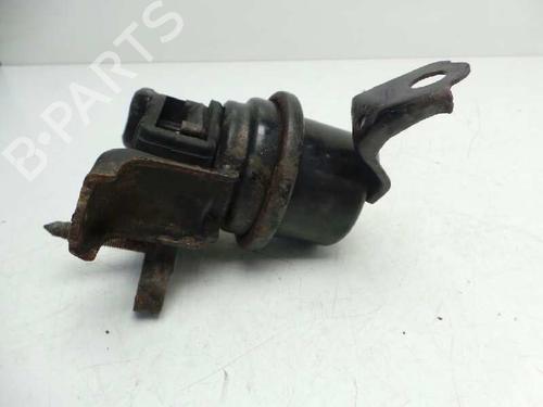 Used Engine mount TOYOTA RAV 4 II (_A2_) 2.0 4WD (ACA21, ACA20) (150 hp) 23387405