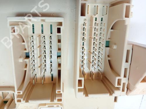 Fuse box KIA CEE'D (JD) 1.4 CVVT | BP23363619E1 