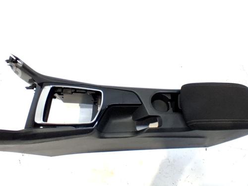 Midtkonsoll Midtkonsoll PEUGEOT 308 Hatchback Van (LB_) 1.5 BlueHDi 130 (LBYHZP) (131 hp) 33763171 33763171