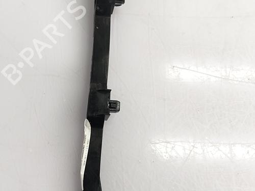 Used Rear bumper bracket Rear bumper bracket HONDA HR-V (RU) 1.5 (RU1) (130 hp) 36016203 36016203