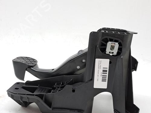 Used Break pedal VW TIGUAN (5N_) 2.0 TDI (150 hp) 23365764