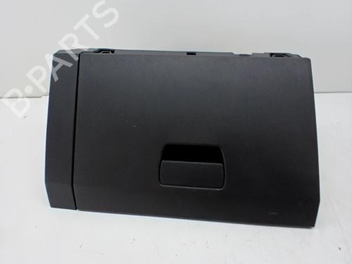 Used Glove box DACIA SANDERO III 1.0 TCe 90 (91 hp) 30337508
