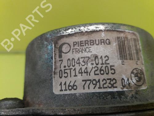 Used Vacuum pump BMW 3 (E90) 320 d (163 hp) 23419392