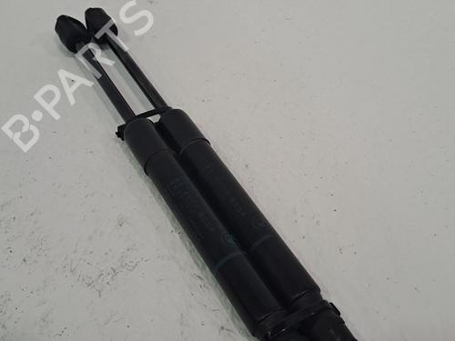 Used Hood lift support BMW 1 (F20) 118 d (143 hp) 26316044