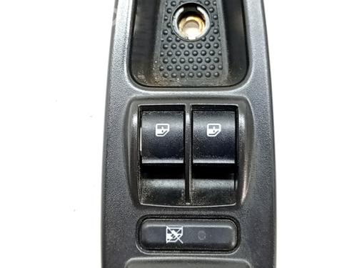 Venstre fortil elrude kontakt FIAT 500L (351_, 352_) 1.4 (199LYB1B) (95 hp) 32104945