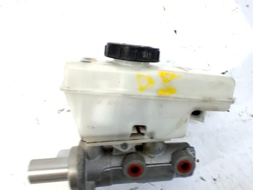 Used Brake master cylinder Brake master cylinder NISSAN NAVARA NP300 Pickup (D23, D23T) 2.3 dCi 4x4 (D231) (163 hp) 34647435 34647435