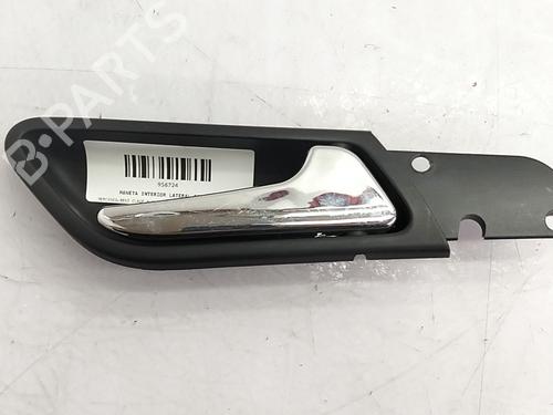 Used Front right interior door handle Front right interior door handle MERCEDES-BENZ A-CLASS (W169) A 170 (169.032, 169.332) (116 hp) 36377248 36377248
