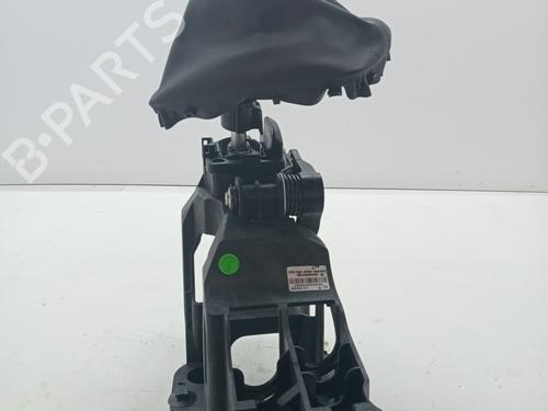 Used Gear lever CITROËN C4 III (BA_, BB_, BC_) 1.2 PureTech 130 (BAHNSA, BAHNSB) (130 hp) 23347391