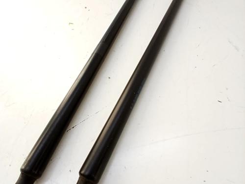 Używane Siłownik klapy tylnej / bagażnika FORD KUGA I 2.0 TDCi (140 hp) 29991187