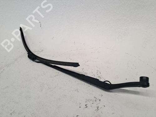 Used Front windshield wiper arm HYUNDAI i30 (GD) 1.4 CRDi (90 hp) 27463653