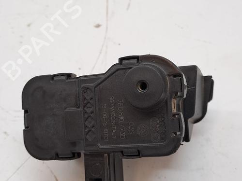 Used Electronic module SEAT LEON (5F1) 2.0 TDI (184 hp) 23377904