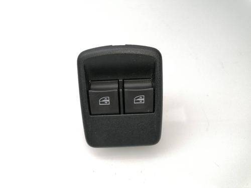 Used Left front window switch DACIA SANDERO II 1.5 dCi 75 / Blue dCi 75 (B8JW, B8M4, B8AH, B8M7, B8M6) (75 hp) 23937382
