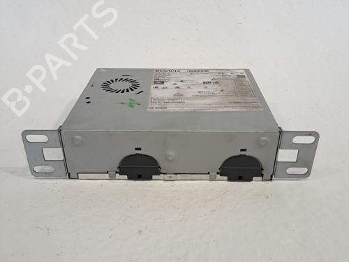 Used Radio RENAULT CAPTUR II (HF_) TCe 140 (HFN0) (140 hp) 25834379