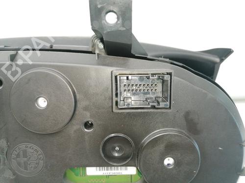 Kombinert Instrument FIAT PUNTO EVO (199_) 1.3 D Multijet (199AXC1A, 199BXC1A, 199AXT1A, 199BXT1A) (75 hp) 25999577