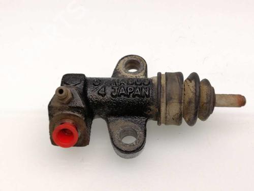 Used Clutch slave cylinder NISSAN NAVARA (D22) 2.5 D 4x4 (133 hp) 23449392