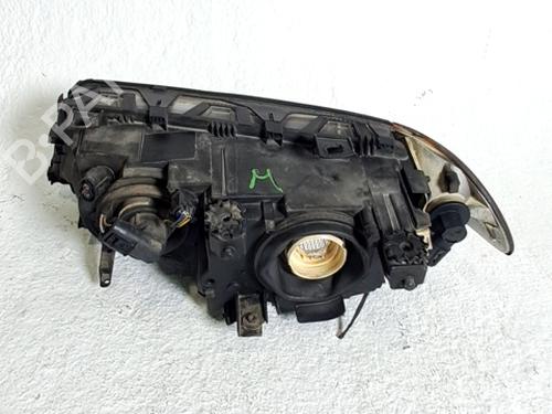 Right headlight BMW 3 (E46) 320 d | BP31580704C29