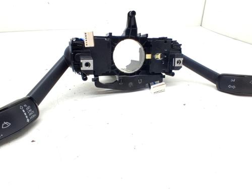 switch-vw-golf-viii-cd1-da1-2019-36015423 main image