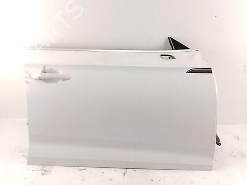 Used Right front door Right front door 38419893 38419893