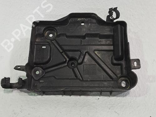 Cappelliera posteriore FIAT PUNTO (199_) 1.3 D Multijet (75 hp) 23977231