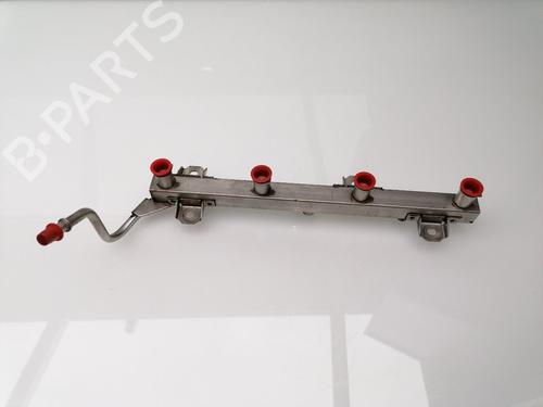Used Injection rail BMW 1 (E87) 116 i (115 hp) 24140150