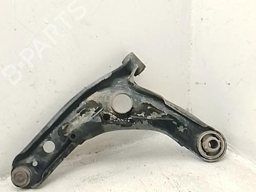 Used Right front suspension arm Right front suspension arm TOYOTA YARIS (_P9_) 1.4 D-4D (NLP90_, NLP90R) (90 hp) 35947004 35947004
