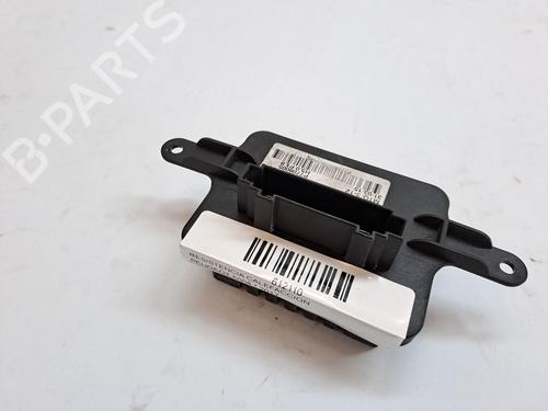 Used Heater resistor PEUGEOT 5008 (0U_, 0E_) 2.0 HDi 150 / BlueHDi 150 (150 hp) 24108382