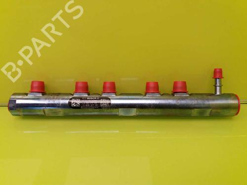 Used Injection rail CITROËN 2 CV 4 (16 hp) 31061165